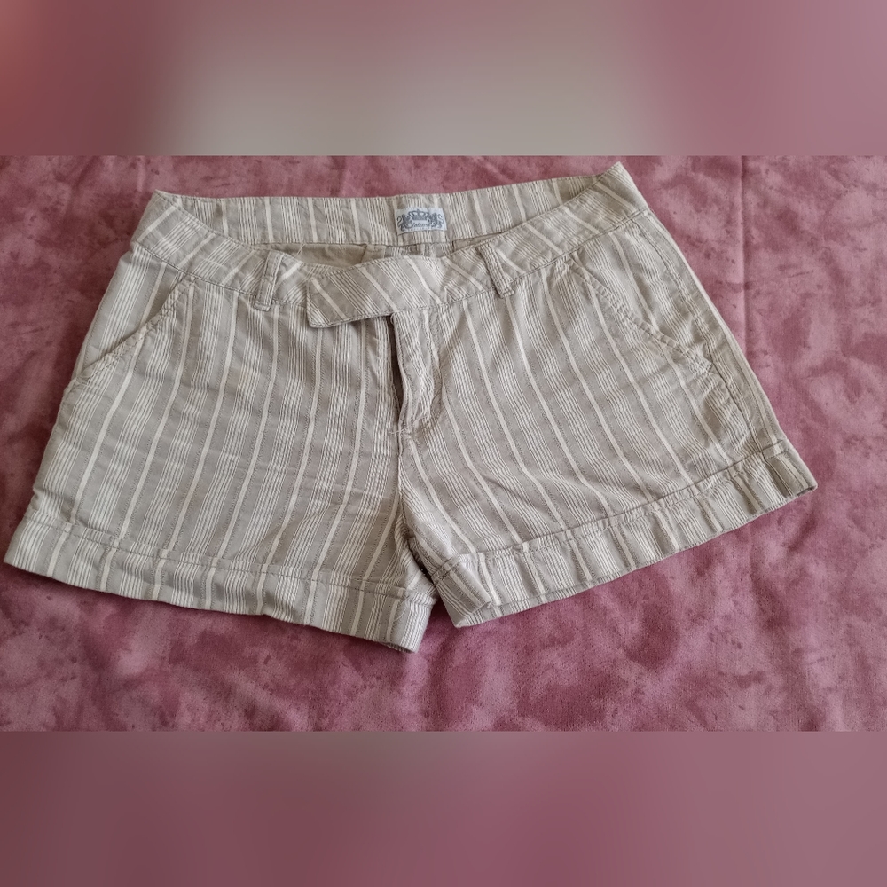 Madonna Shorts Women's